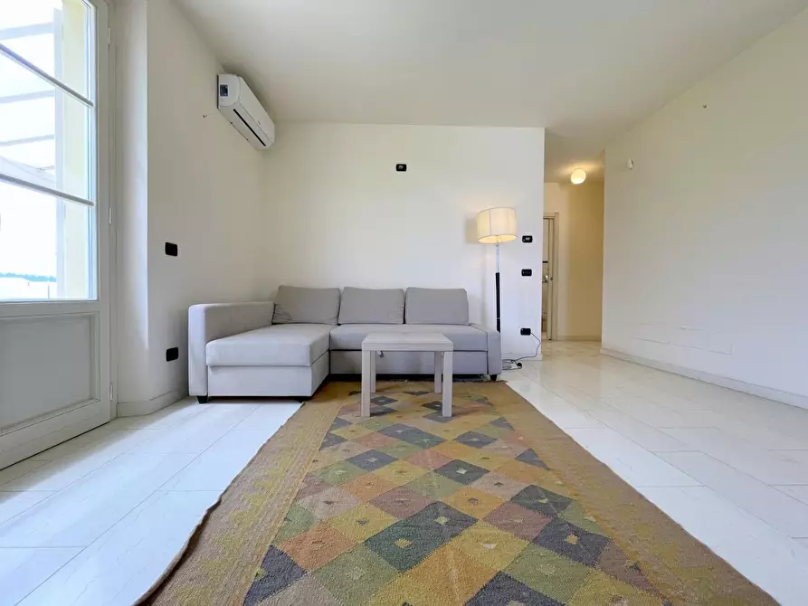 Immagine 14 di Casa bifamiliare in vendita  a Camaiore