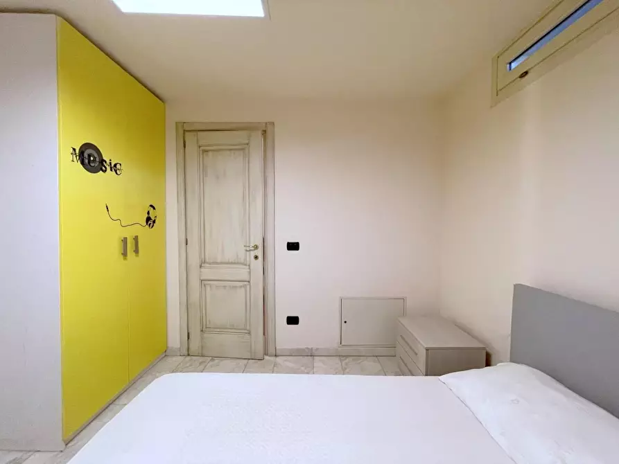 Immagine 34 di Casa bifamiliare in vendita  a Camaiore