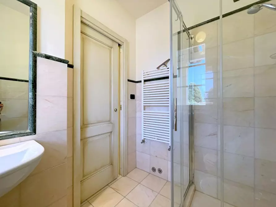 Immagine 23 di Casa bifamiliare in vendita  a Camaiore