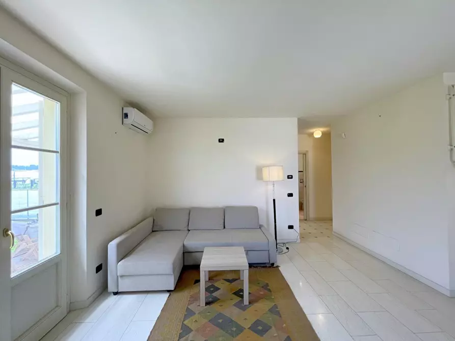 Immagine 15 di Casa bifamiliare in vendita  a Camaiore