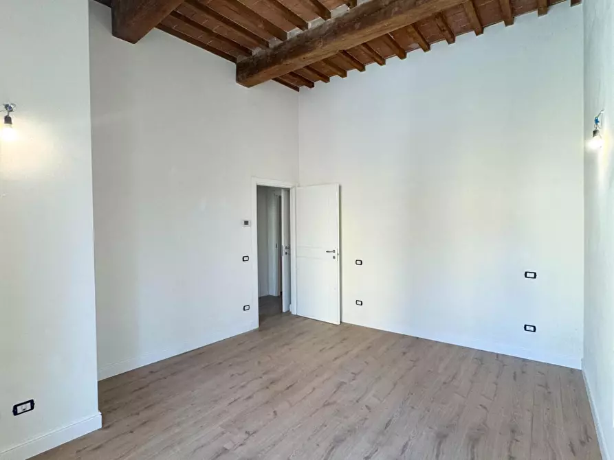 Immagine 6 di Appartamento in vendita  a Pisa