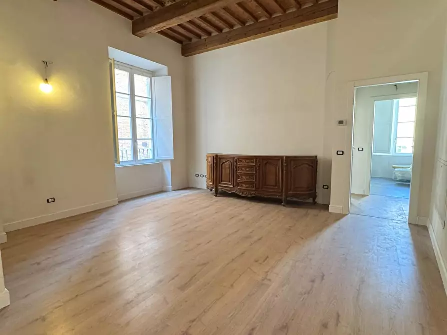 Immagine 1 di Appartamento in vendita  a Pisa