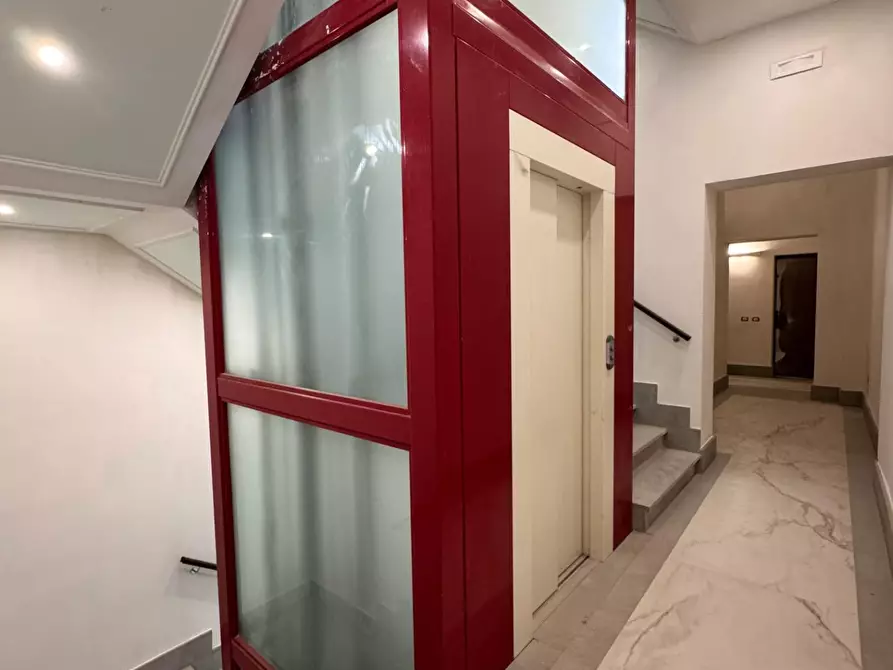 Immagine 10 di Appartamento in vendita  a Pisa