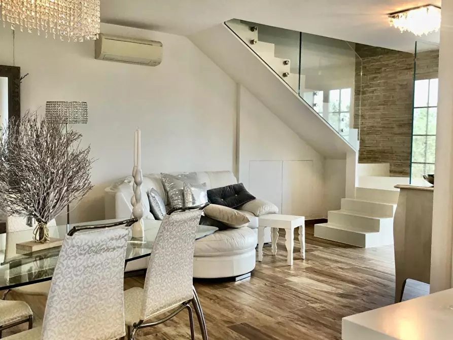 Immagine 19 di Mansarda in vendita  a Vinci