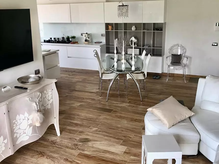 Immagine 36 di Mansarda in vendita  a Vinci