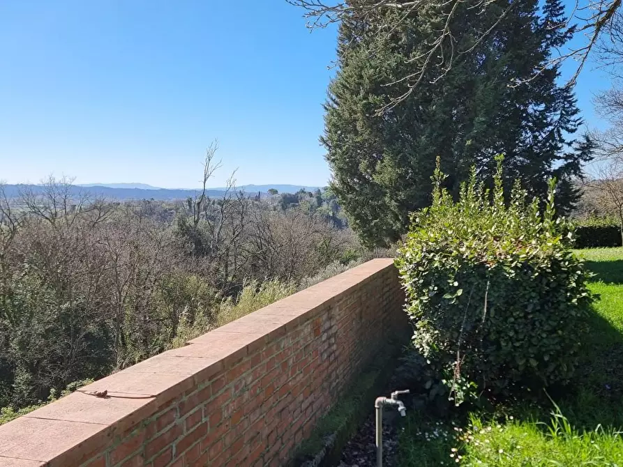 Immagine 6 di Villa in vendita  a Santa Maria A Monte