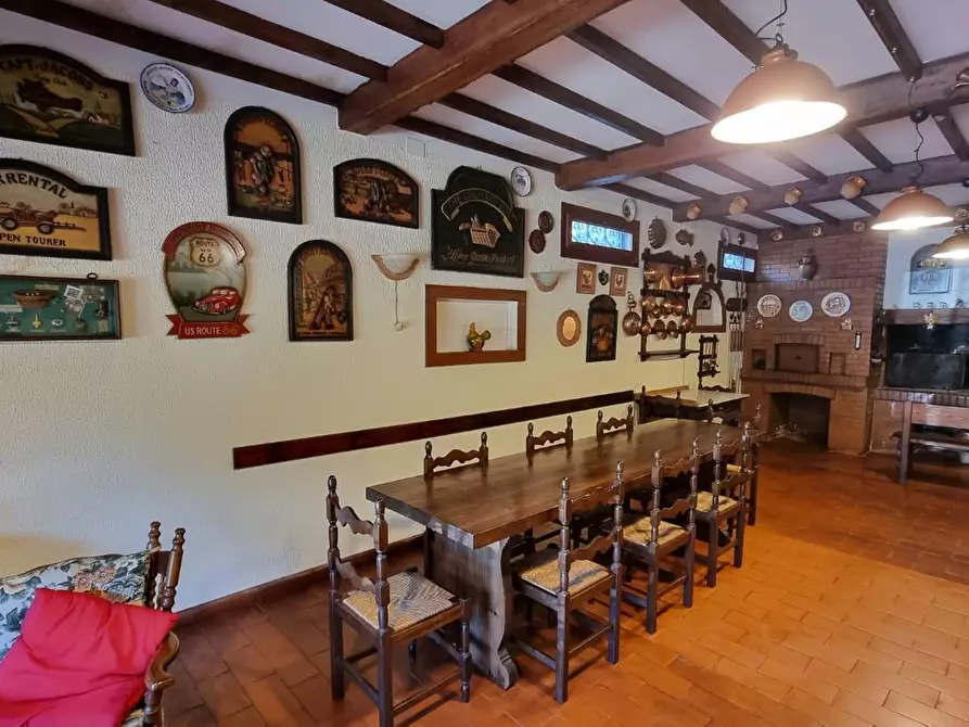 Immagine 20 di Villa in vendita  a Santa Maria A Monte