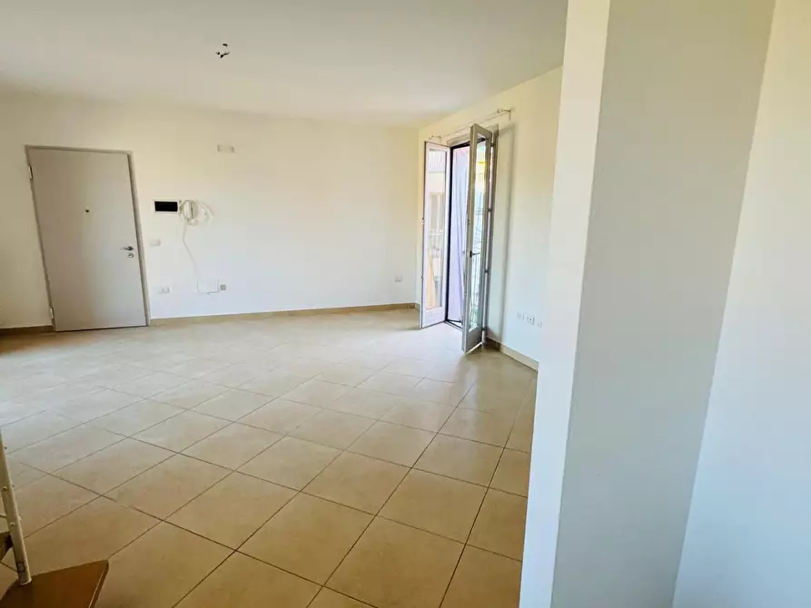 Immagine 5 di Appartamento in vendita  a Pisa