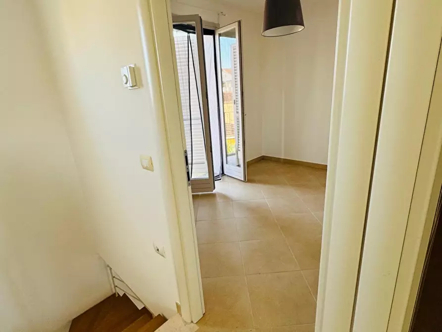 Immagine 21 di Appartamento in vendita  a Pisa