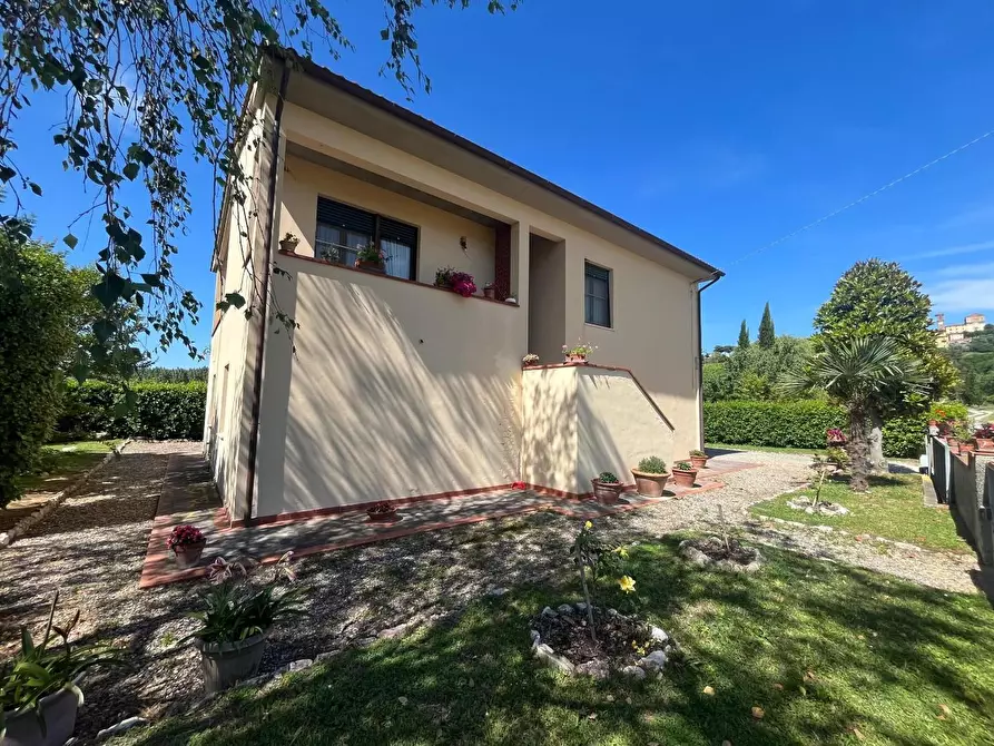 Immagine 6 di Casa indipendente in vendita  a Crespina Lorenzana