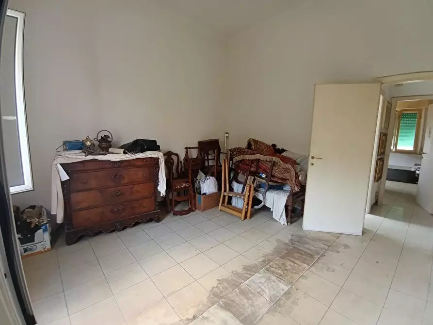 Immagine 3 di Appartamento in vendita  a Massa