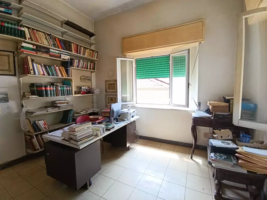 Immagine 6 di Appartamento in vendita  a Massa