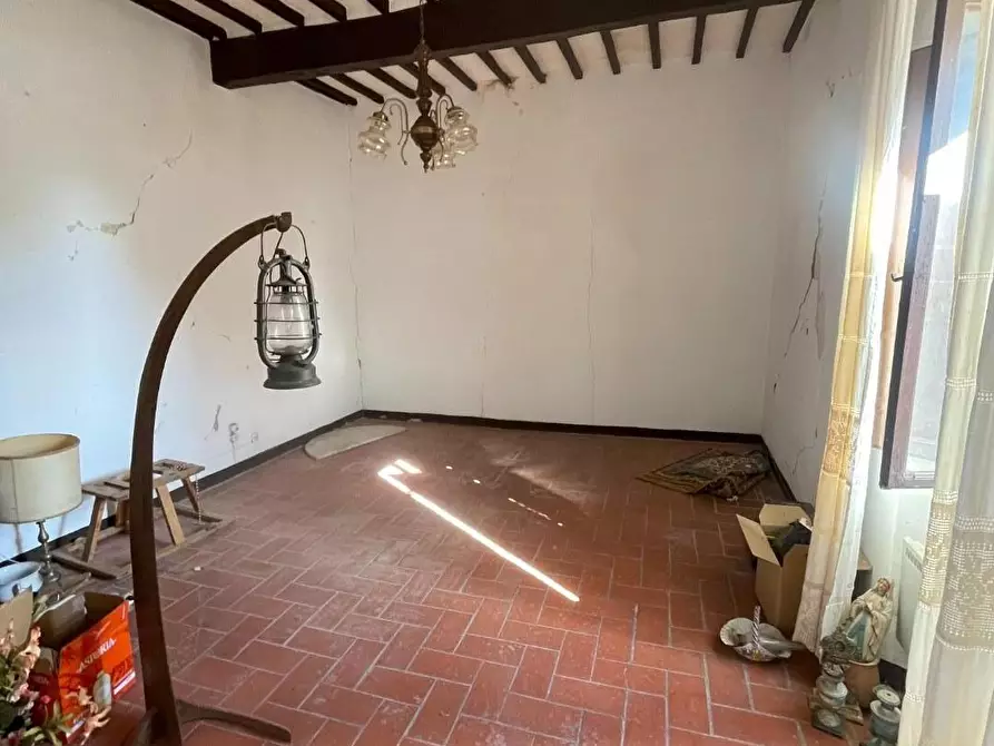 Immagine 7 di Porzione di casa in vendita  a Montalcino