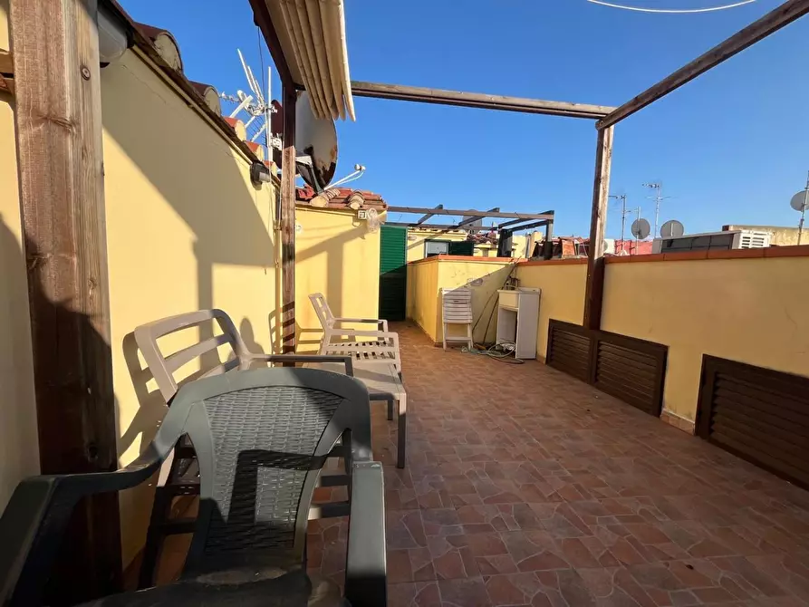 Immagine 12 di Appartamento in vendita  a Livorno