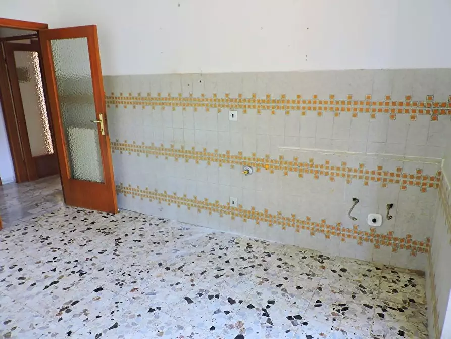 Immagine 10 di Appartamento in vendita  a San Giuliano Terme