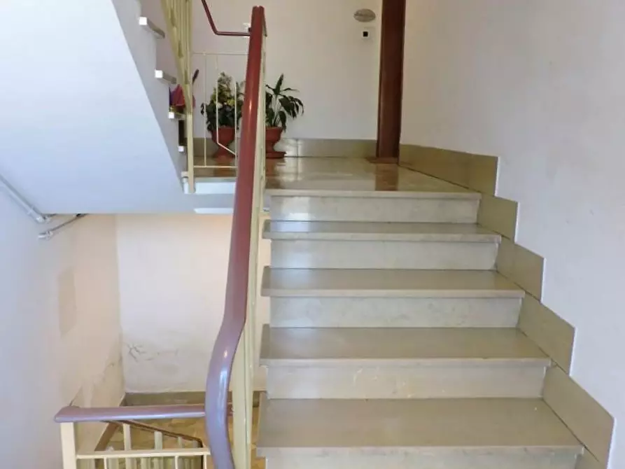 Immagine 2 di Appartamento in vendita  a San Giuliano Terme