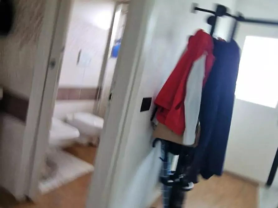 Immagine 7 di Appartamento in vendita  a Carrara