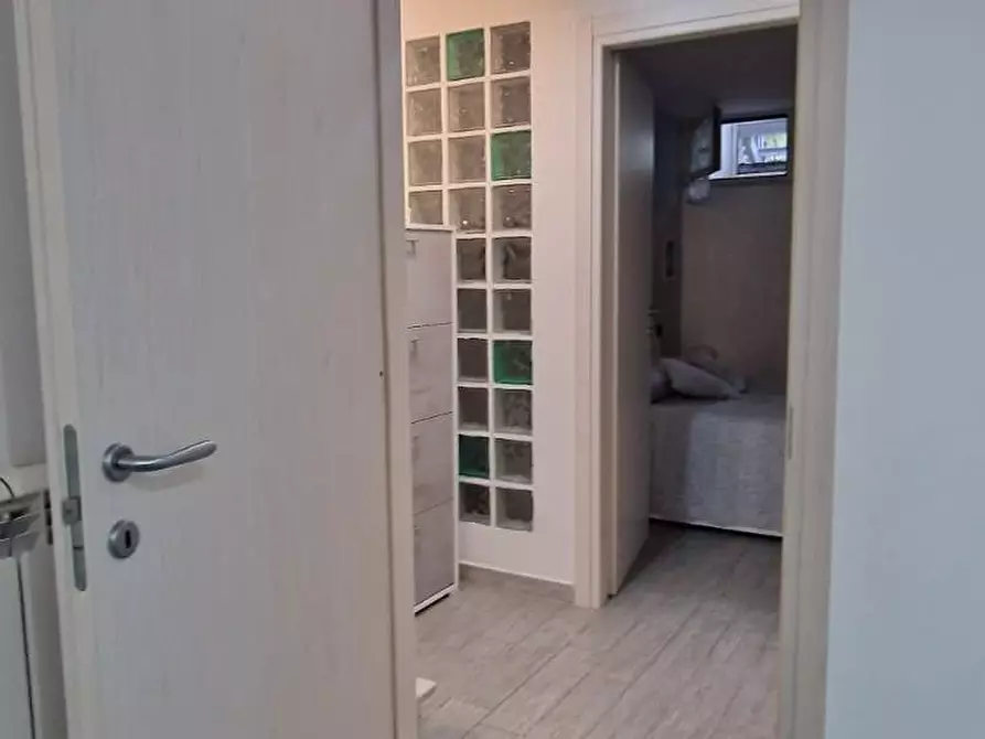 Immagine 24 di Appartamento in vendita  a Carrara