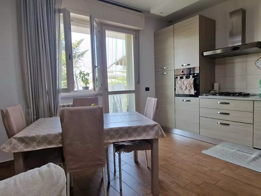 Immagine 15 di Appartamento in vendita  a Carrara