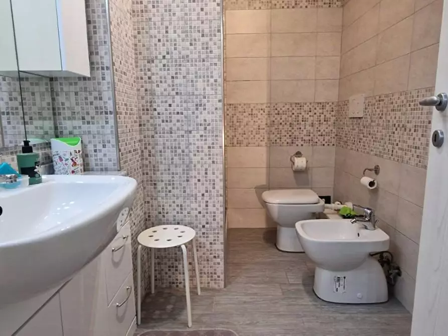 Immagine 33 di Appartamento in vendita  a Carrara