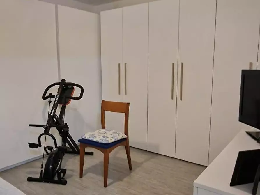 Immagine 31 di Appartamento in vendita  a Carrara