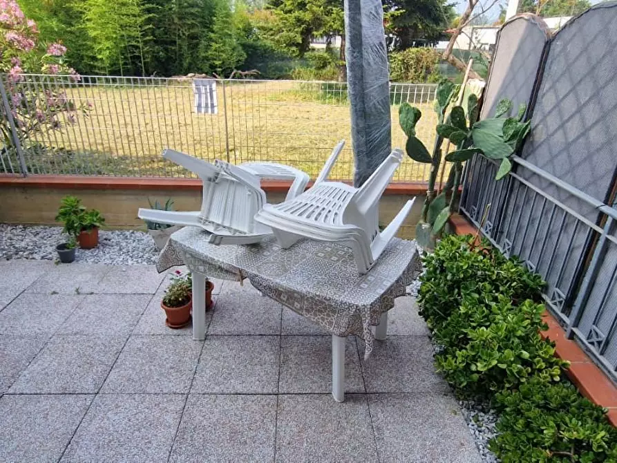 Immagine 18 di Appartamento in vendita  a Carrara