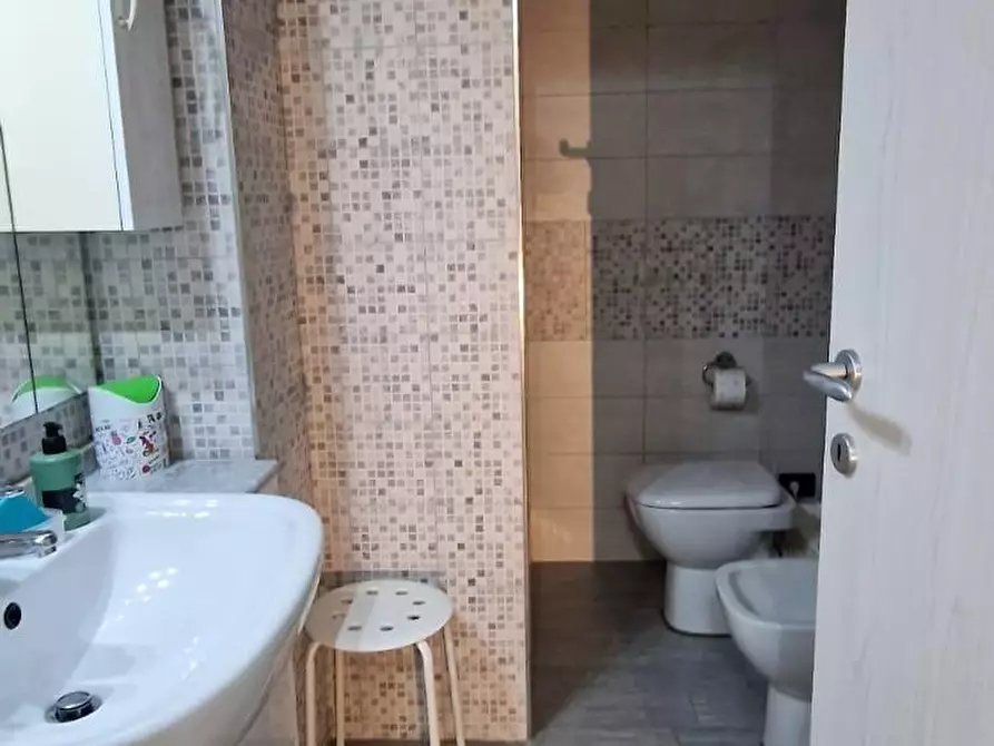 Immagine 26 di Appartamento in vendita  a Carrara