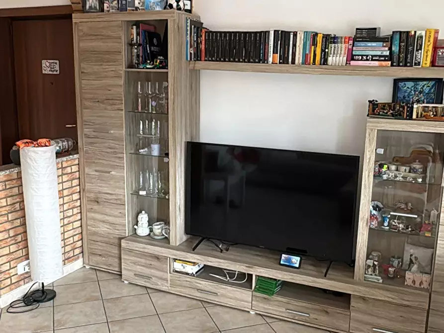 Immagine 3 di Appartamento in vendita  a Gallarate