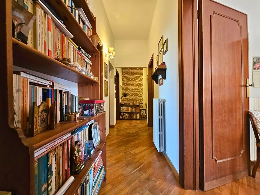 Immagine 40 di Casa indipendente in vendita  a Pisa