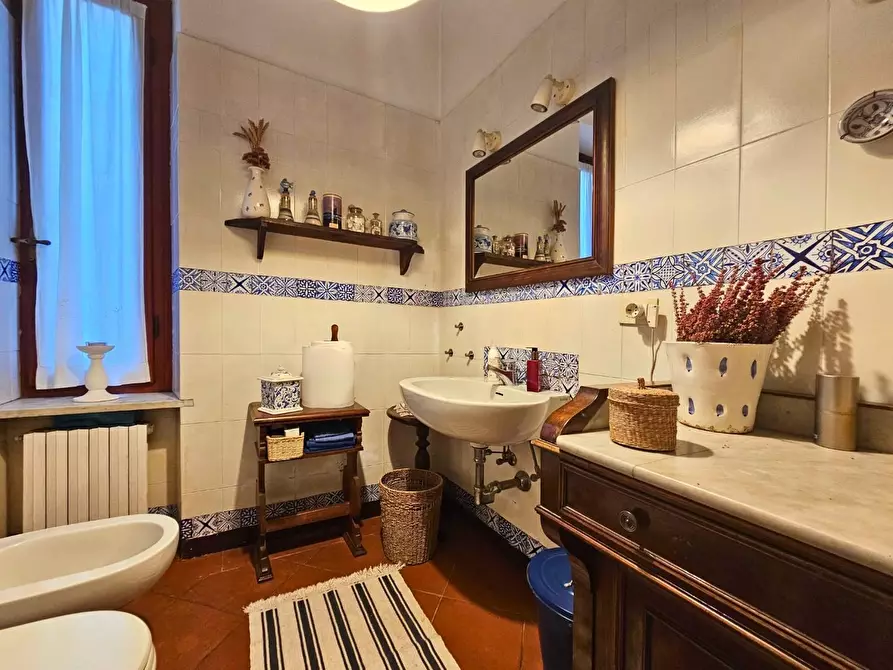 Immagine 47 di Casa indipendente in vendita  a Pisa