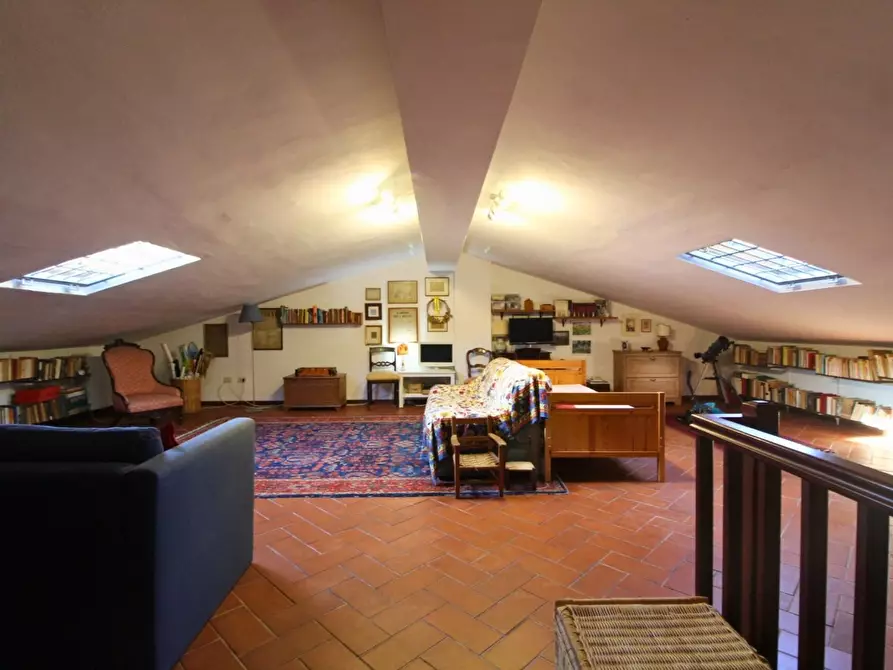 Immagine 44 di Casa indipendente in vendita  a Pisa