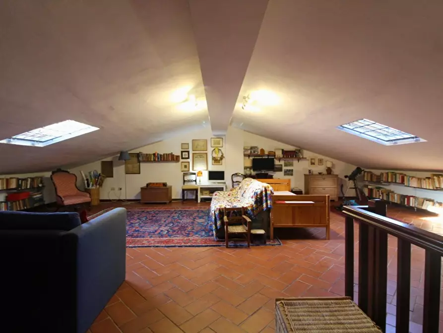 Immagine 41 di Casa indipendente in vendita  a Pisa