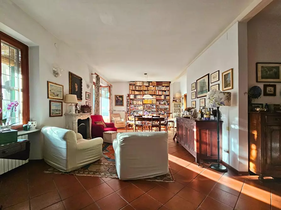 Immagine 12 di Casa indipendente in vendita  a Pisa