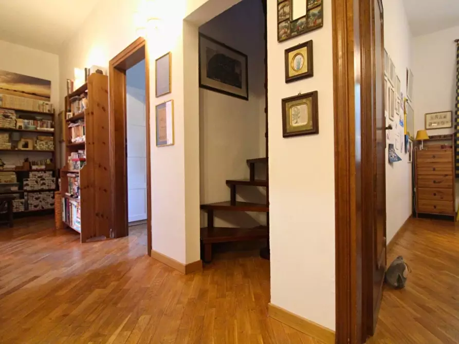 Immagine 28 di Casa indipendente in vendita  a Pisa