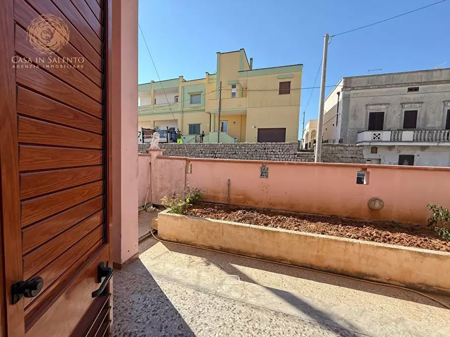 Immagine 5 di Appartamento in vendita  a Gagliano Del Capo