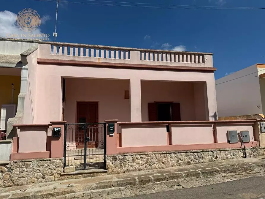 Immagine 1 di Appartamento in vendita  a Gagliano Del Capo