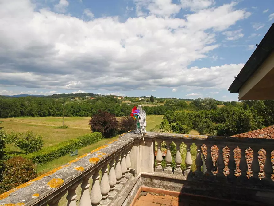 Immagine 28 di Casa colonica in vendita  a Porcari