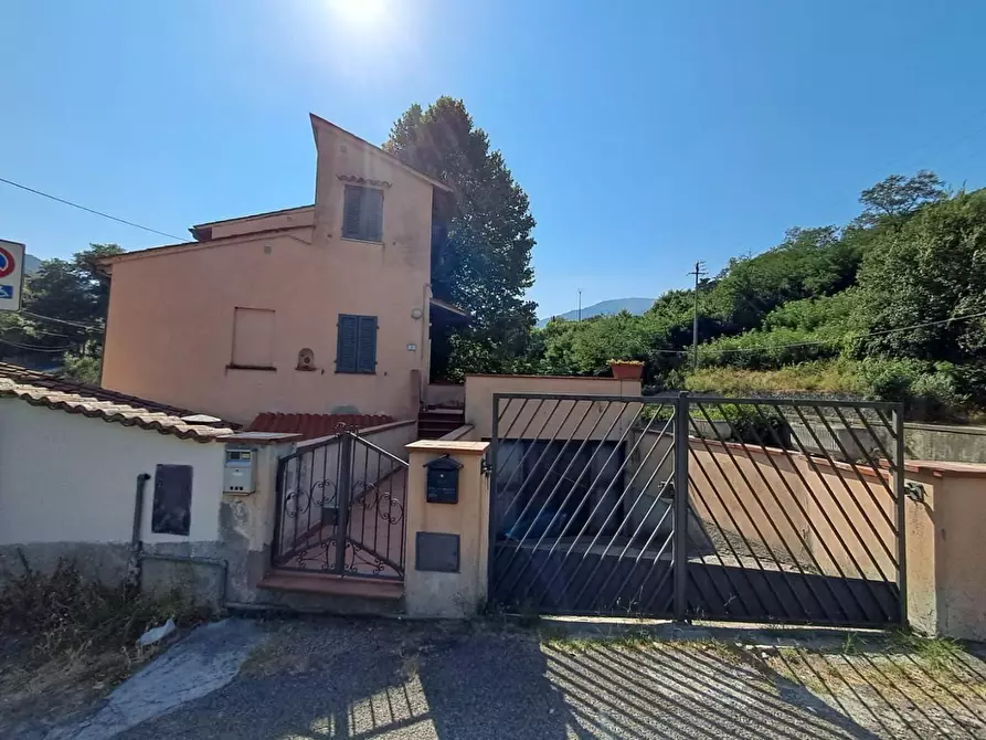 Immagine 3 di Appartamento in vendita  a Buti