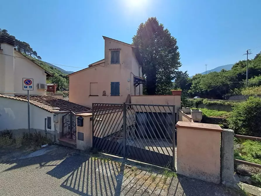 Immagine 36 di Appartamento in vendita  a Buti