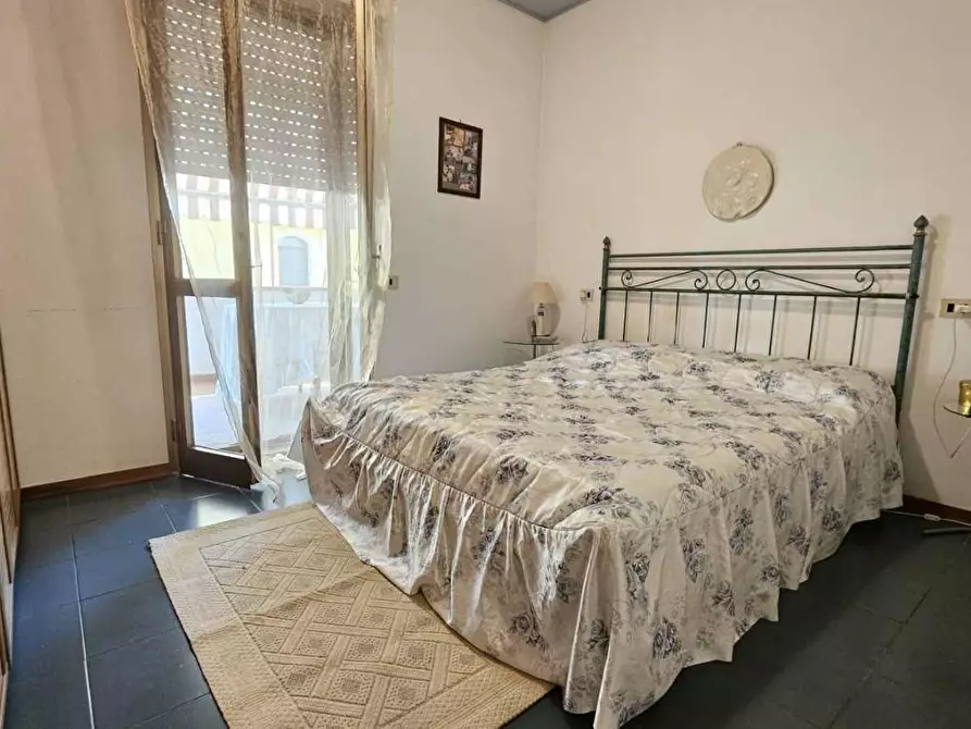 Immagine 9 di Appartamento in vendita  a Massa