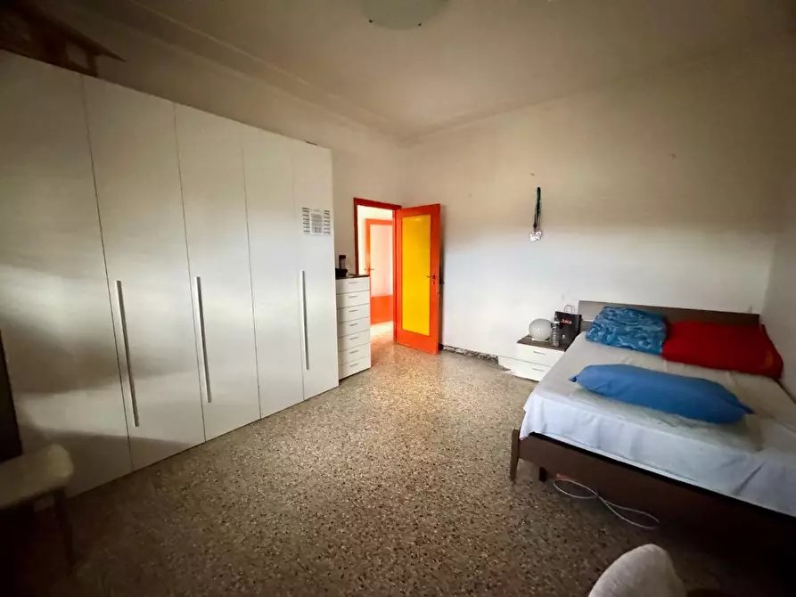 Immagine 15 di Appartamento in vendita  a Siena