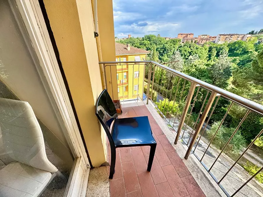 Immagine 6 di Appartamento in vendita  a Siena
