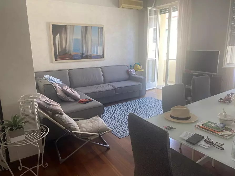 Immagine 9 di Appartamento in vendita  a Viareggio