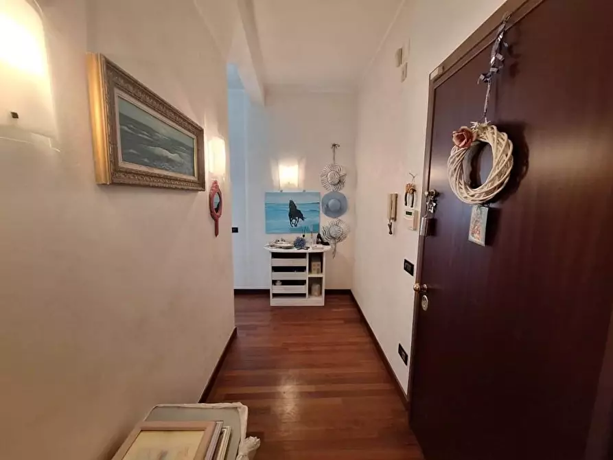 Immagine 25 di Appartamento in vendita  a Viareggio