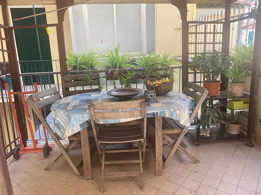 Immagine 22 di Appartamento in vendita  a Viareggio