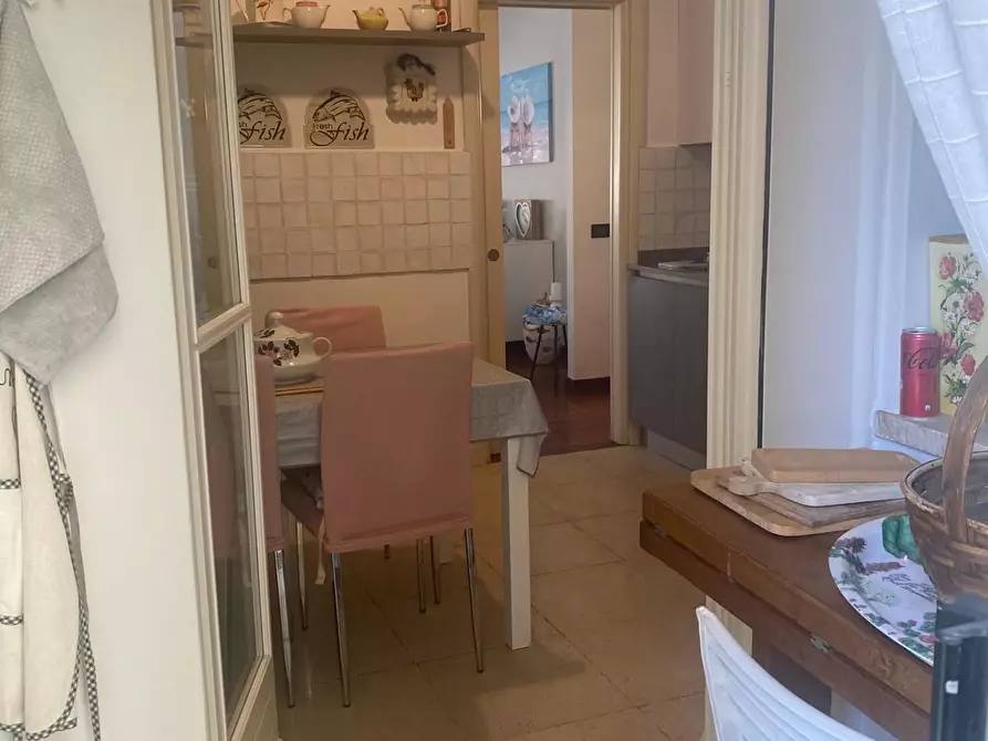 Immagine 27 di Appartamento in vendita  a Viareggio