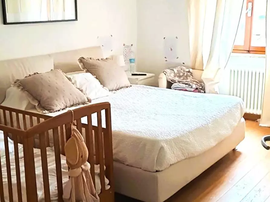 Immagine 4 di Appartamento in vendita  a Carrara