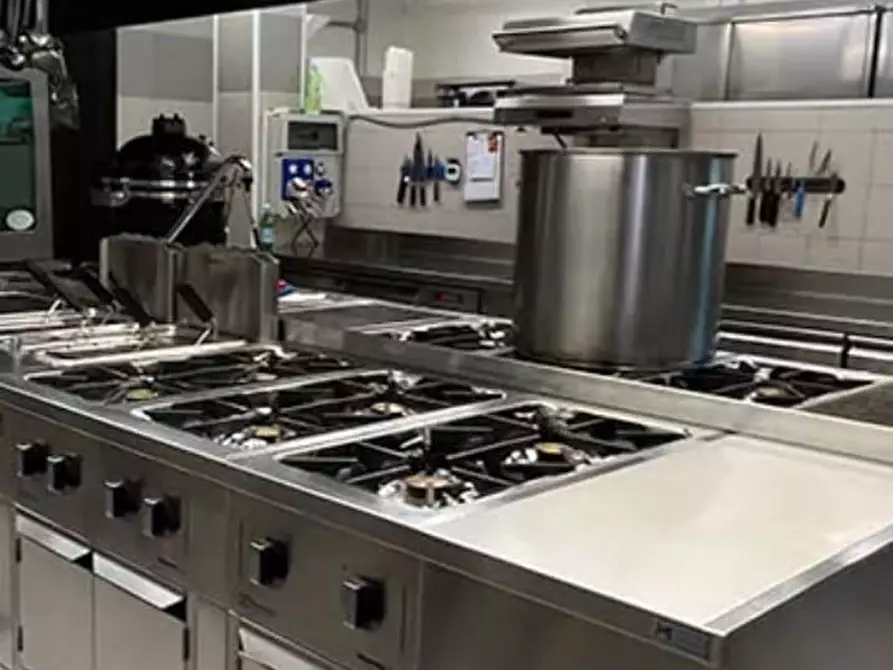 Immagine 4 di Bar / Ristorante in affitto  a Vicopisano