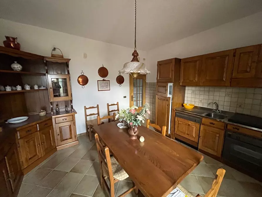 Immagine 15 di Casa colonica in vendita  a Arcidosso