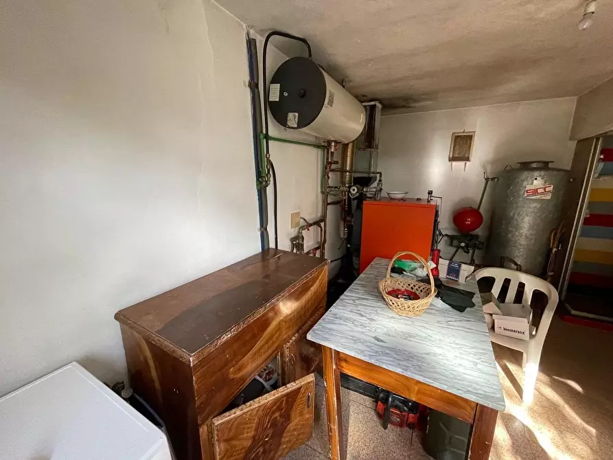 Immagine 90 di Casa colonica in vendita  a Arcidosso